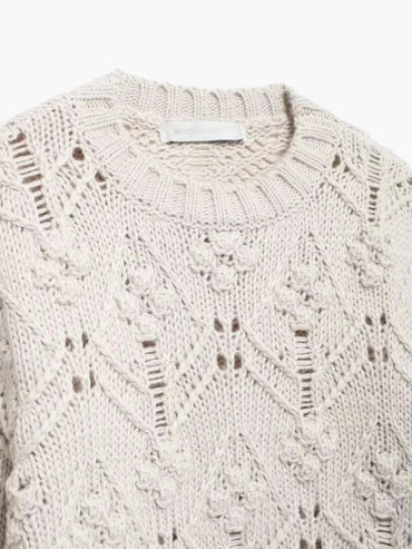 Delia | Modischer Damenpullover aus Zopfmuster