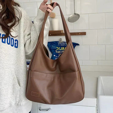 Celia - Elegante, minimalistische Herbst-Umhängetasche für Frauen