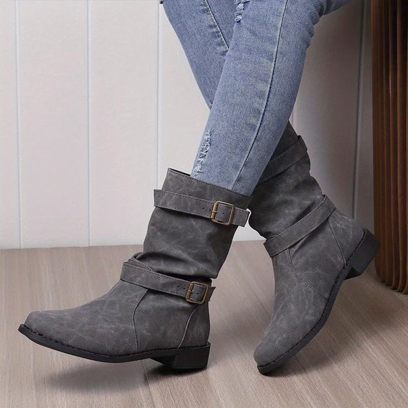 Schicke Leder-Stiefel mit Schnallendetail