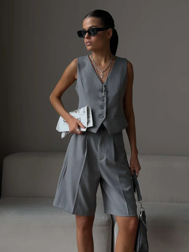Sommer-Weste und Shorts Set