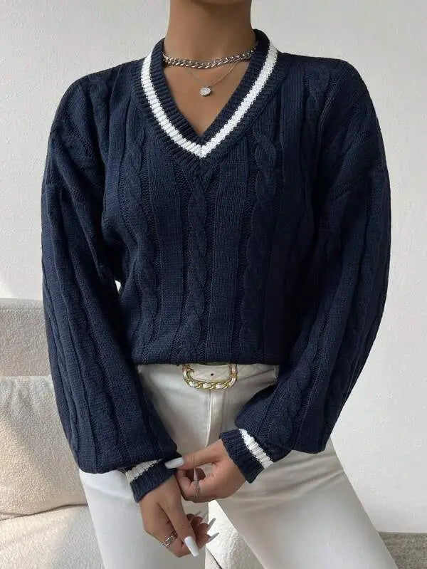Freja | Gestreiftes Kabelstrickpullover Mit V Neck