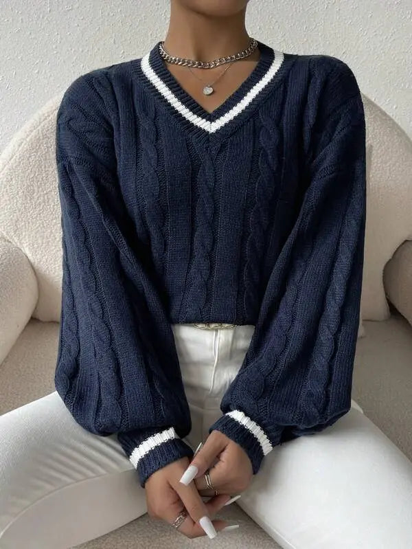 Freja | Gestreiftes Kabelstrickpullover Mit V Neck