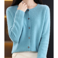 Luxuriöse Damen Strickjacke aus 100% Merinowolle mit O-Ausschnitt