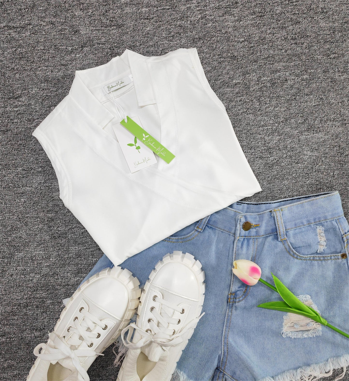Elegantes ärmelloses einfarbiges Top