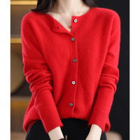 Luxuriöse Damen Strickjacke aus 100% Merinowolle mit O-Ausschnitt