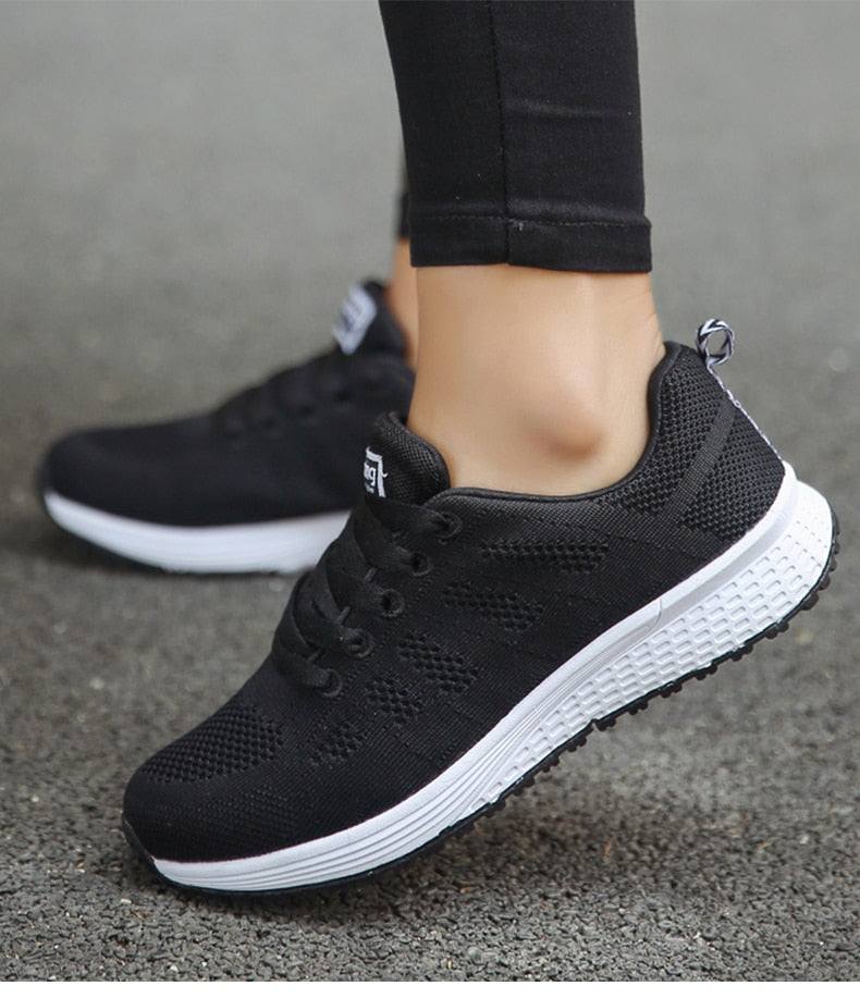 Zara - Bequeme und modische ergonomische Turnschuhe für Frauen