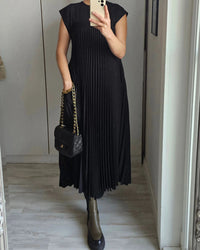 Petra™ – Zeitloses & Bequemes Plissiertes Kleid