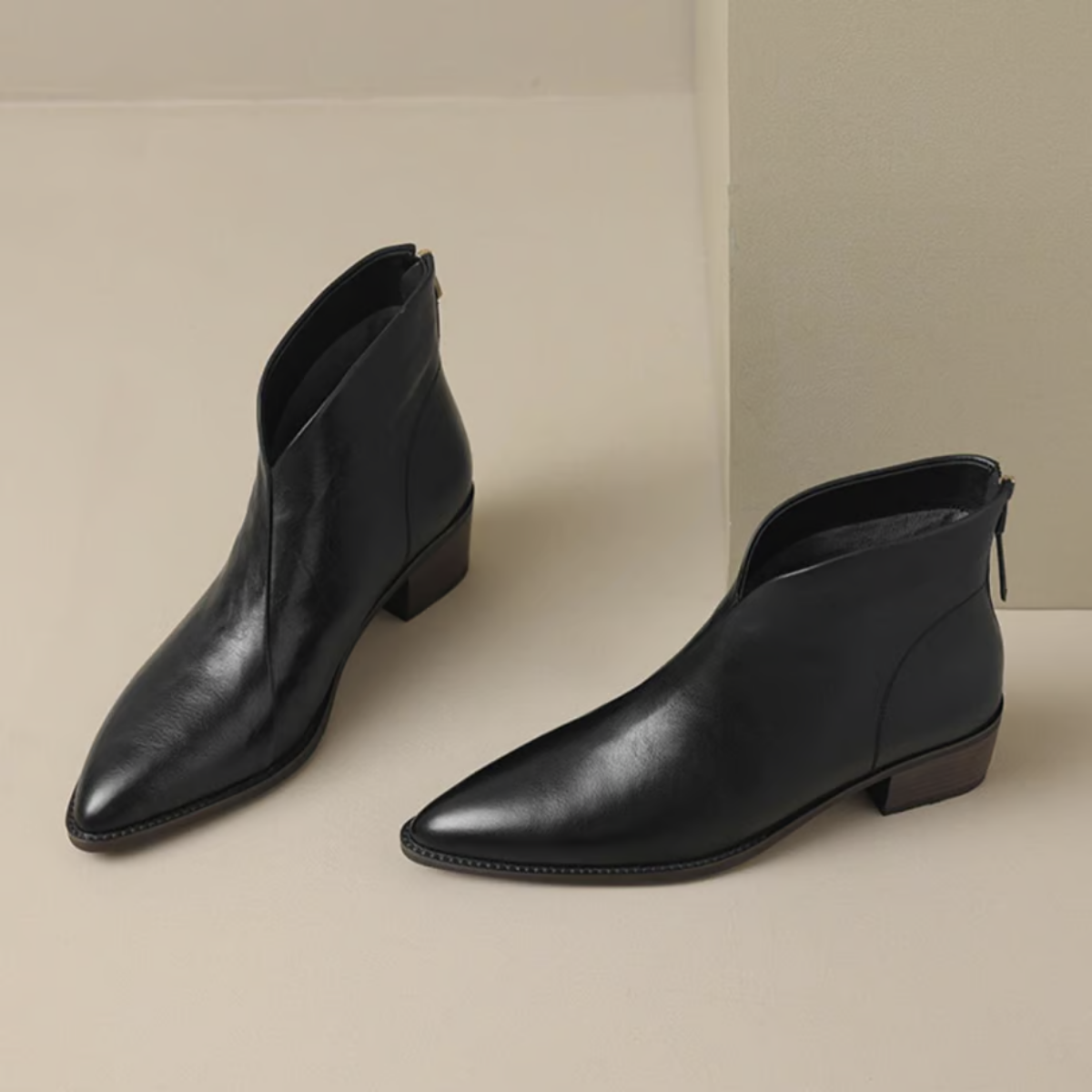 Laluna® | Luxuriöse Stiefel mit kleinem Absatz