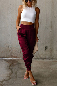 Satin-Jogginghose mit hoher Taille und Taschen