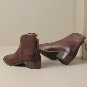 Laluna® | Luxuriöse Stiefel mit kleinem Absatz
