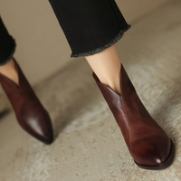 Laluna® | Luxuriöse Stiefel mit kleinem Absatz