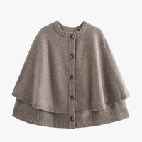Chloë | Strick-Cape mit Knöpfen und Gestuftem Saum