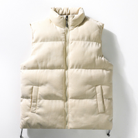 KAWIKA - Stilvolle ärmellose Strickjacke für den modernen Mann