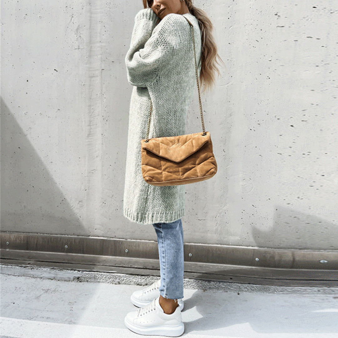 Klassische Strickjacke