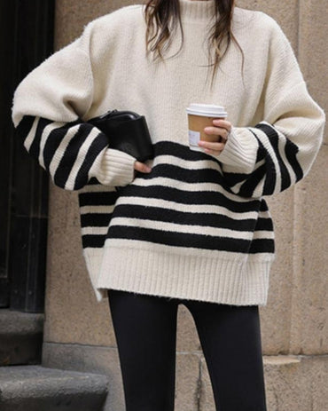 Emily | Hoher Hals Schwarze Streifen Übergröße Strickpullover