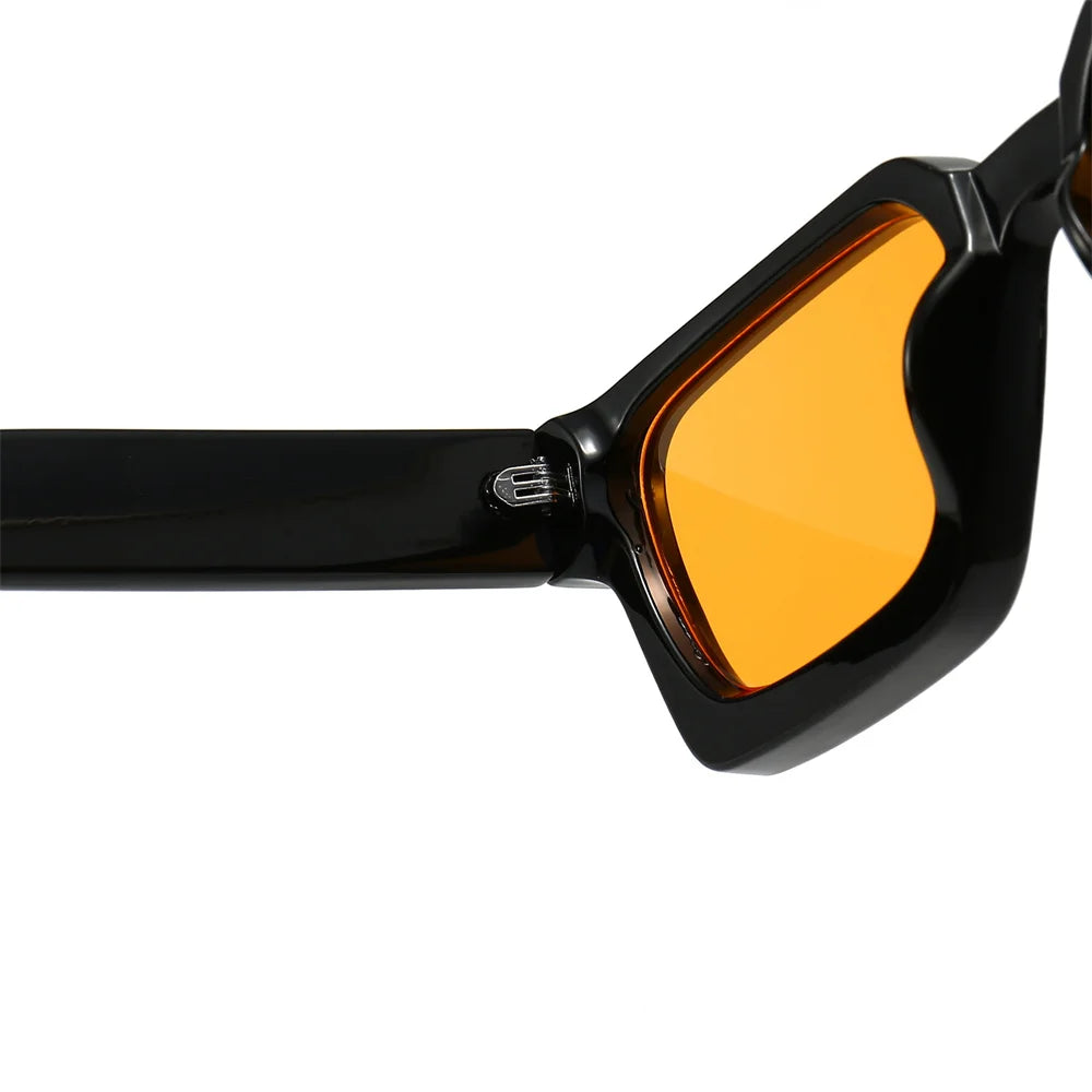 LECCE | Auffällige quadratische Sonnenbrille