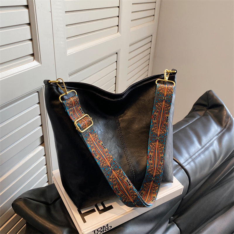 Samara - Elegante und funktionelle, feminine Vintage-Sommer-Crossbody-Tasche