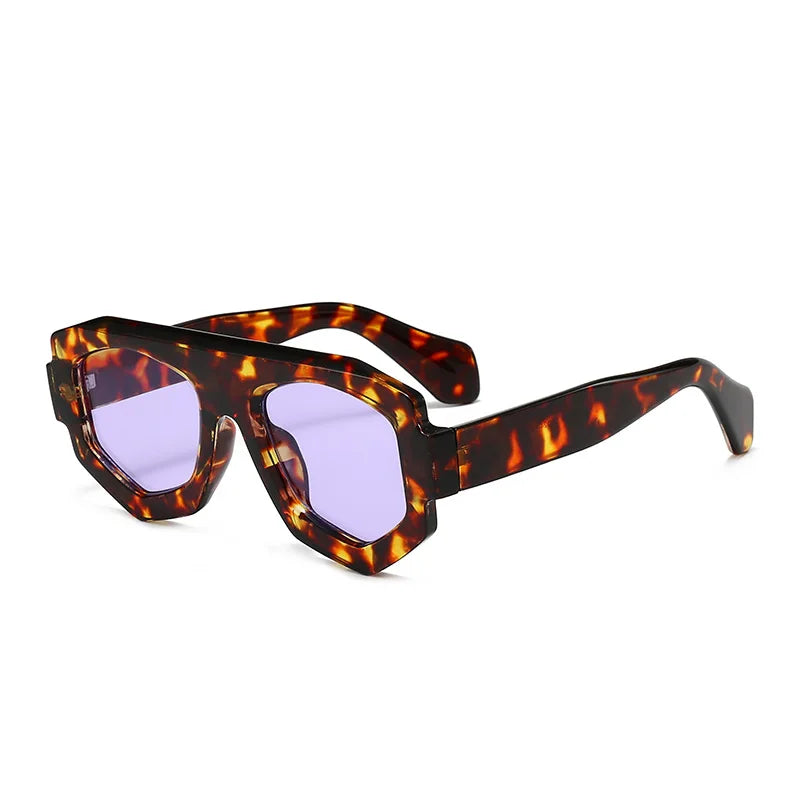 BERGAMO | Sonnenbrille mit flachem Oberteil