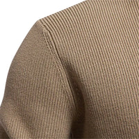 Konrad | Stilvoller Herrenpullover mit Knopfdesign