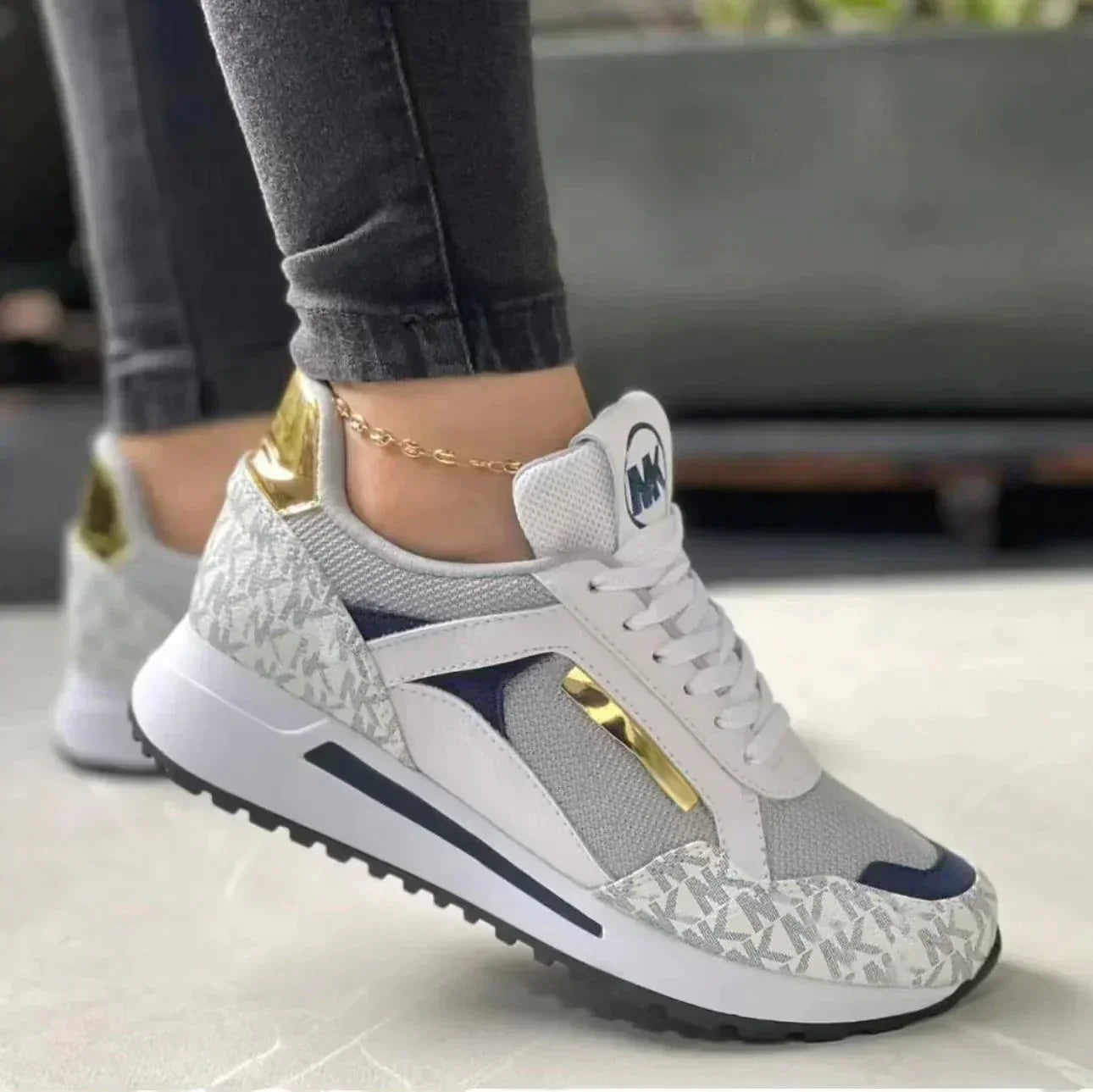 Fiona - Bequeme orthopädische Sportschuhe für optimale Leistung