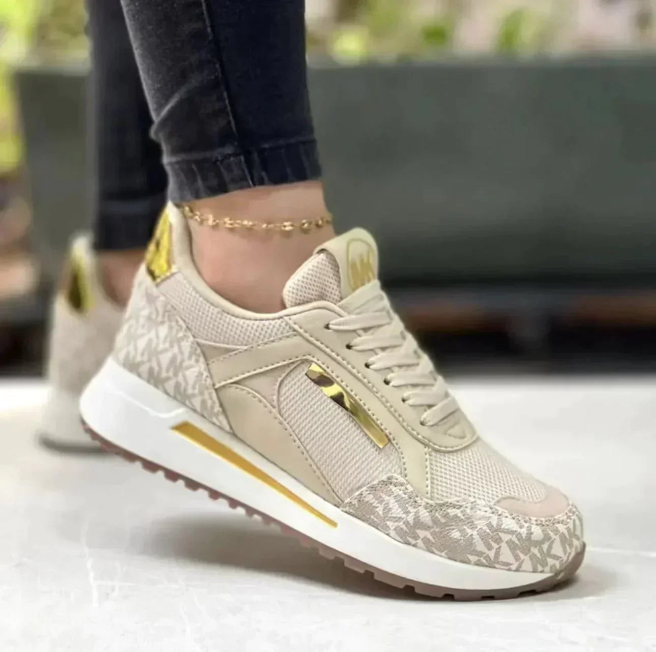 Fiona - Bequeme orthopädische Sportschuhe für optimale Leistung