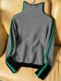 Helena | Rollkragenpullover mit kontrastierenden Streifen