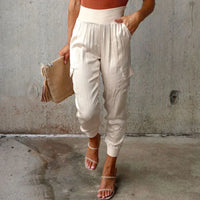 Satin-Jogginghose mit hoher Taille und Taschen