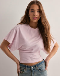 Maila | Einfaches Oberteil, starker Look